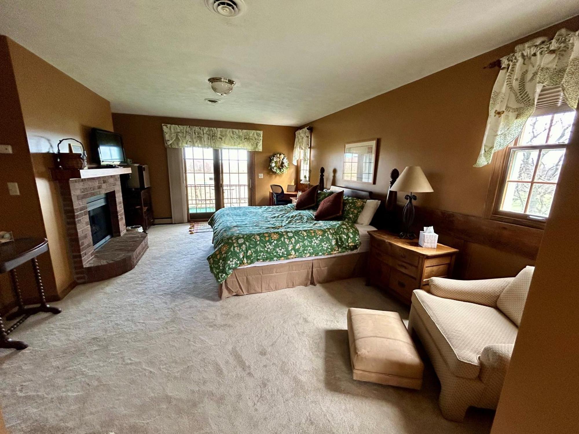 Warner-Concord Farms Bed & Breakfast Geneva Екстер'єр фото