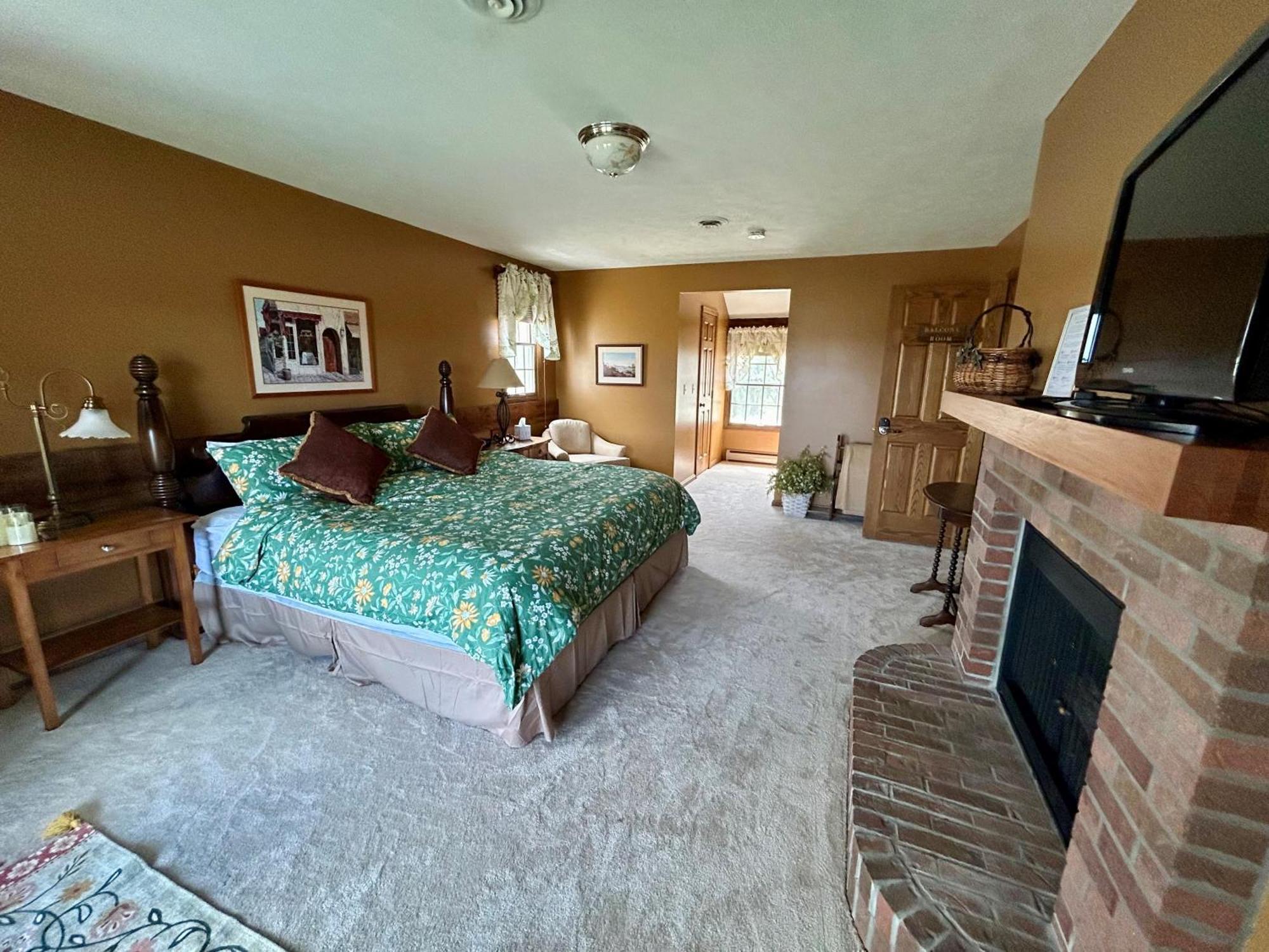 Warner-Concord Farms Bed & Breakfast Geneva Екстер'єр фото